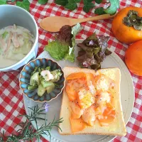 スイーツポテトさんの料理 柿noハニーチーズトースト|とまと🍅さん