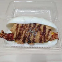 お昼ごはんは買ってきたパン|しまだ ちえこさん