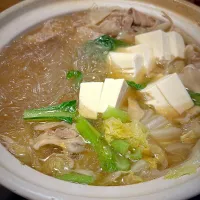 豚肉と春雨の鍋🍲|もえさん