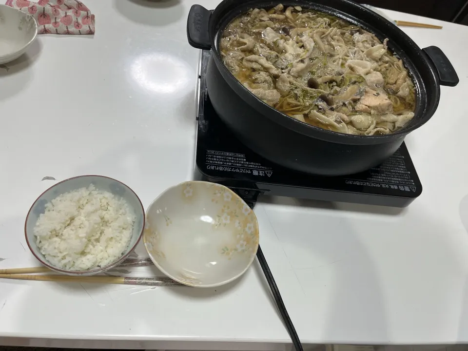 晩御飯☆アルモンデ鍋。|Saharaさん