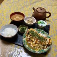 grandmaの晩ごはん☆ 今夜は豚キャベツ焼きです
切り干し大根と昆布の柚子酢漬け…お味噌汁とで頂きます| kaoriさん