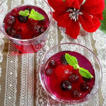 Snapdishの人気料理写真:クリスマス🎄ゼリー🍇