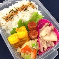 鰹のりふりかけ、たまご焼き、ウインナー、豚と大根のうま煮、ポテサラ|きらきらさん