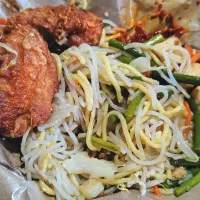 Takeout breakfast noodles, stir fry tofu, chicken wing 😍😋😅 yummy miss the taste😘|🍒lynnlicious🍒さん