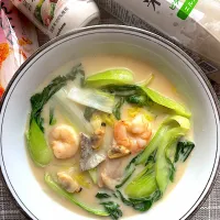 米糀ミルクで白菜と魚介のクリーム煮|栃倉 直人さん