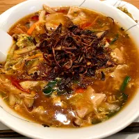 希須林　酸辣湯麺|よだみなさん