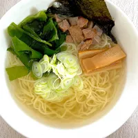 わかめたっぷり塩ラーメン| 901さん
