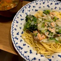 鮭とブロッコリーのチーズクリームパスタ|茶茶茶さん