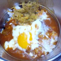 生タマゴ乗せレトルトバターチキンカレーライス|darkbaronさん