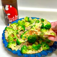 ブロッコリーパリパリチーズ🧀🥦|ひろりんさん