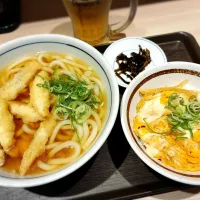 玉とじ丼うどんセット（ごぼう天うどん） ¥900|Blue Moon Caféさん