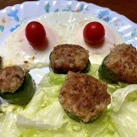 肉詰めピーマン|はっちぃさん