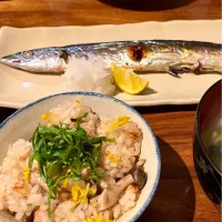 たっぷりキノコの炊き込みごはん🍂|アッコ✨さん