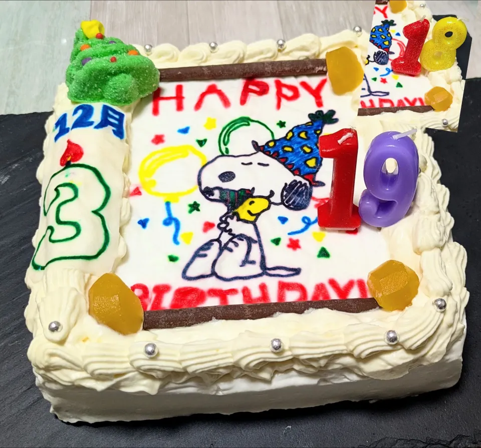 誕生日ケーキ🎉|ひとみんΨ(*´∀｀)Ψさん