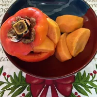 私の大好きな器で、メルシーの柿を❣️| tamemitiさん