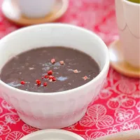 小豆ペーストでおしるこ