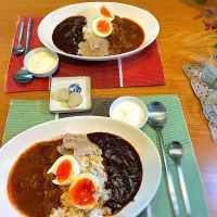 レトルトカレー2種でランチ| じゅんさんさん