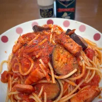 茄子とベーコンのトマトソーススパゲティ、隠し味にこんぶ茶|masaさん