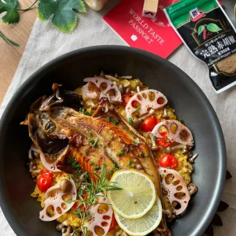 Snapdishの人気料理写真:アジの干物deパエリア