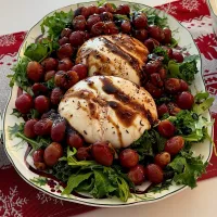 Grilled grapes burrata salad|12Dragonさん
