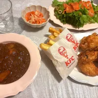 ぐつぐつビーフシチュー、サーモンオリーブバジルのサラダ、ケンタッキー|魚介の旨味さん