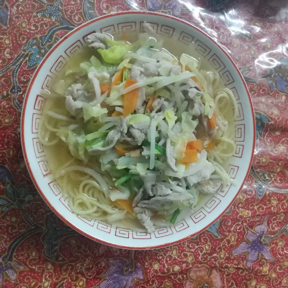 サンマー麺  ローソン６種の野菜使用|はやとさん