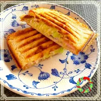 ハムチーズ、キャベツのホットサンド|cocoaさん