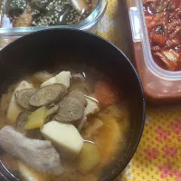 芋煮風豚汁|4jinoanataさん