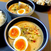 キャベツ入りごま豆乳坦々スープ|Mikaさん