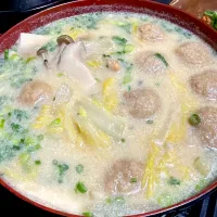 肉団子と白菜の豆乳味噌スープ|たまさん