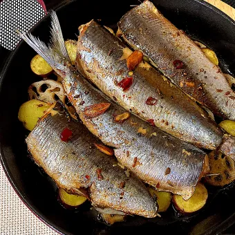 Snapdishの人気料理写真:イワシのガーリック🧄グリル