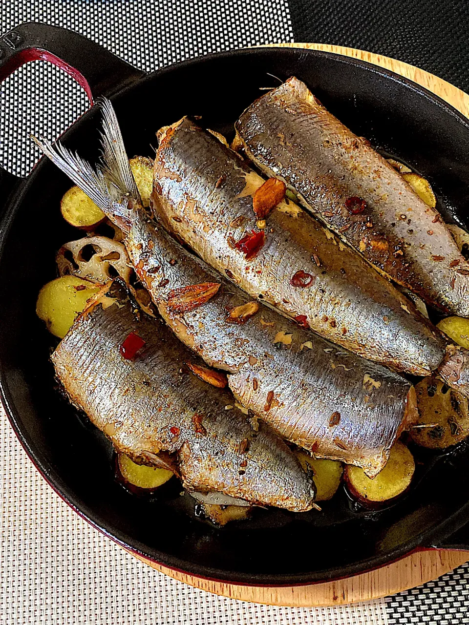 イワシのガーリック🧄グリル|ジュンコ バイヤーさん