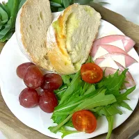 シャインマスカットカスタードパンモーニング|besさん