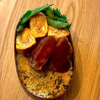 ハンバーグと玉子焼弁当|Dandaddyさん