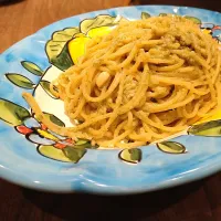 パクチーとチーズのパスタ|古尾谷りかこさん