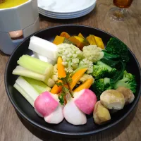 バーニャカウダ|古尾谷りかこさん