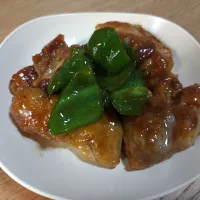 ☆☆鶏モモ肉とピーマンの甘辛酢炒め|ひつじ先輩さん