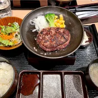 とろけるハンバーグ|キヨさん