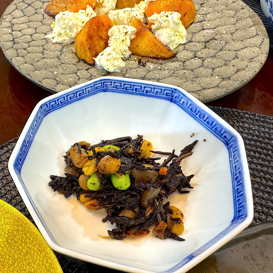 ヒジキの炊いたん　と　柿のカプレーゼ|Seikoさん