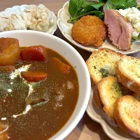 ビーフシチューメインの夕飯|yukopunさん