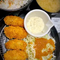 松のや 牡蠣フライ定食 890円|すくらんぶるえっぐさん