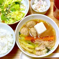 夕飯 モツ鍋とサラダなど| ふわふわさん