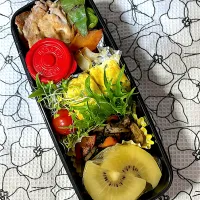 おはようございます　今日は焼き肉弁当|kuroさん