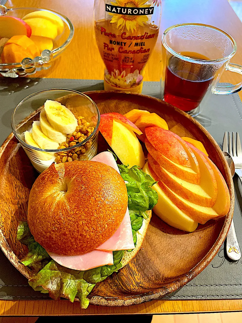 ベーグルサンドのモーニングプレート|Mikaさん