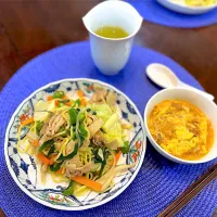 八宝焼きそば(笑)に無印のサンラータンスープのアレンジ|Seikoさん