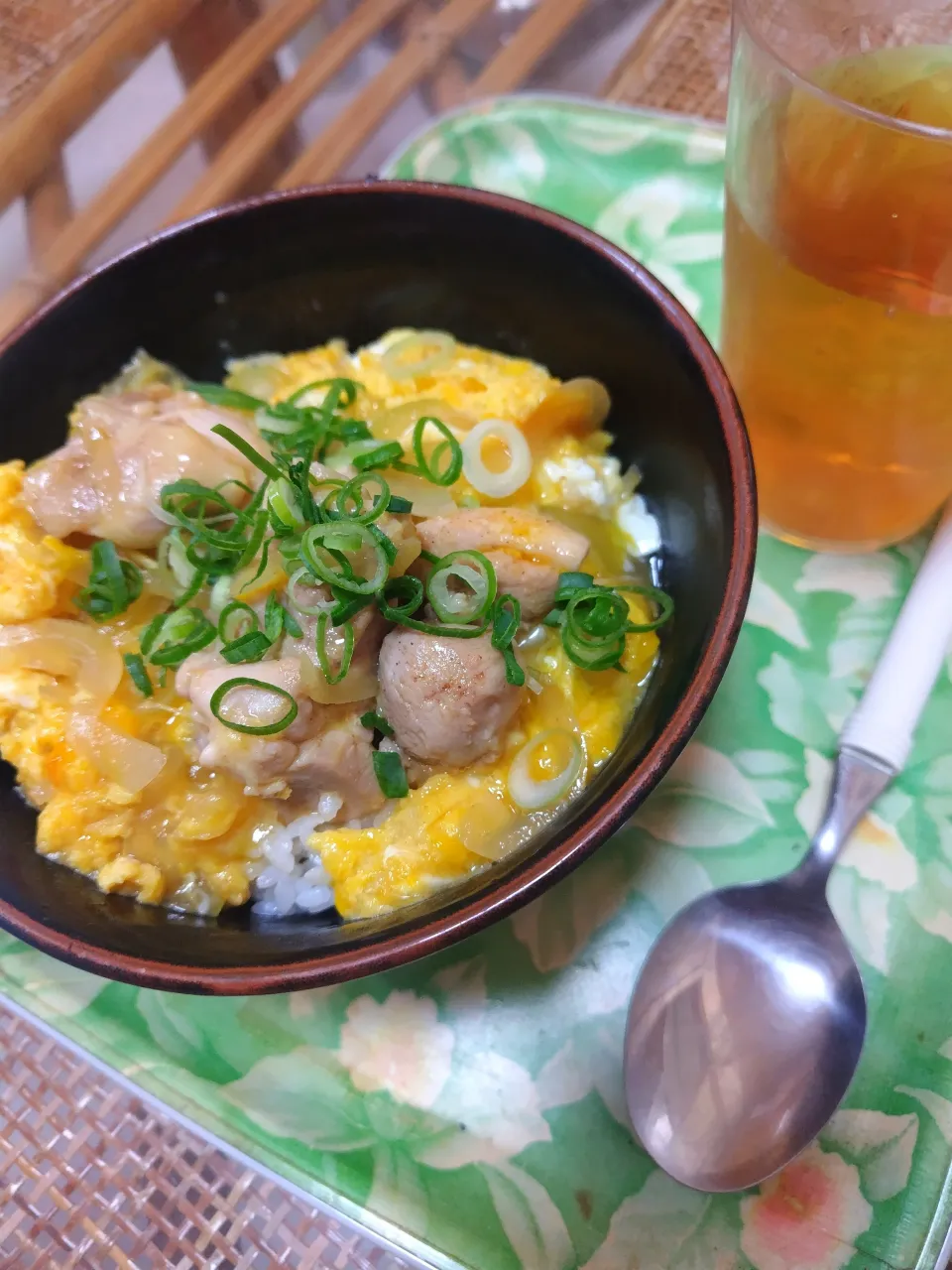 白だしと本だしとお砂糖の味付けの親子丼にハマってます✨|rikako♪。.:＊さん