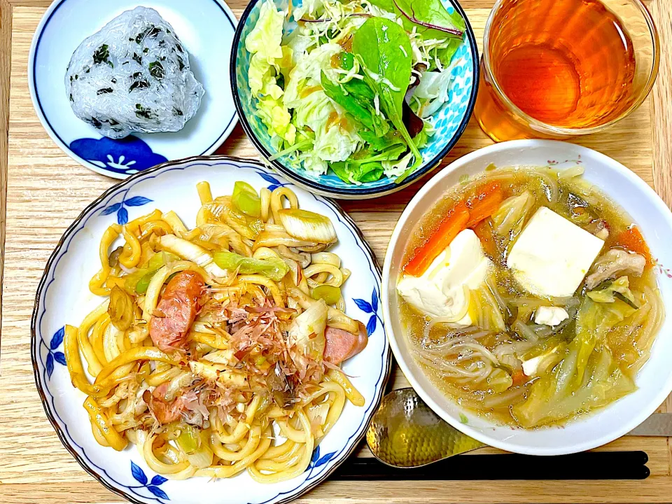 夕飯 焼きうどんなど|ふわふわさん