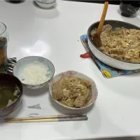 晩御飯☆カツとじ☆インスタントみそ汁|Saharaさん