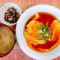 天津飯♡ひじきの煮物♡お味噌汁♡|まゆかさん