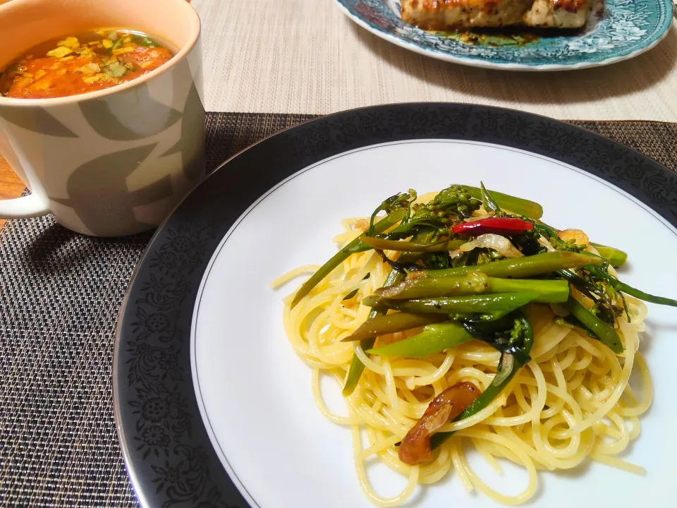 はなっこりーと小エビのペペロンチーノ|ななさん